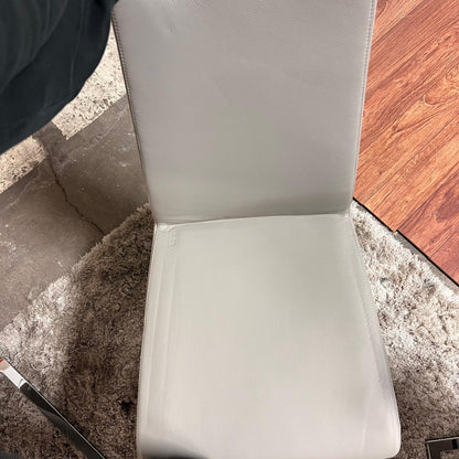 Rolf Benz 7800 chair. Genuine leather.