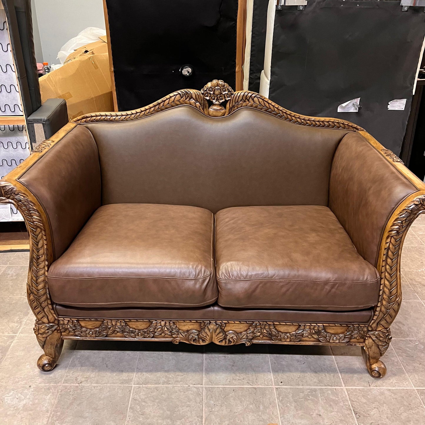 Very wide leather sofa set. 3+2+1