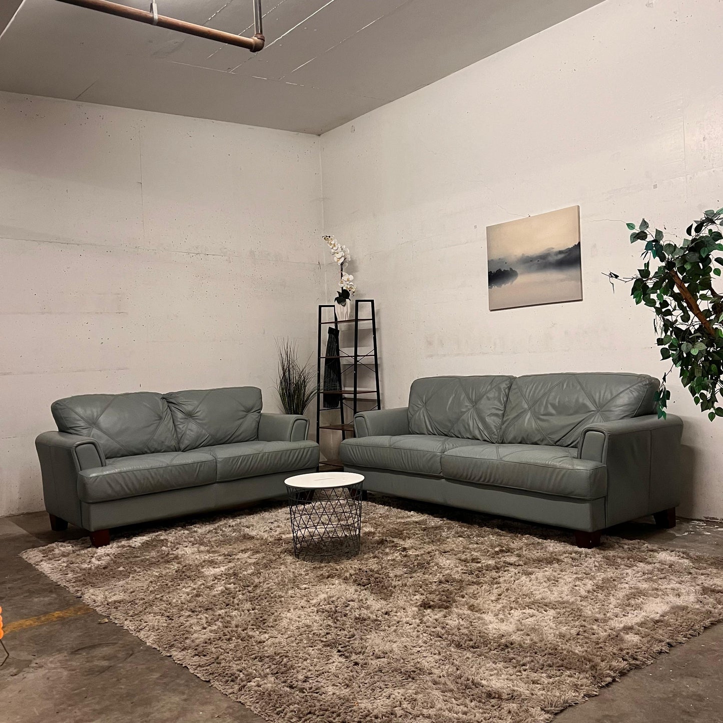 Chateau D'ax leather Sofa and loveseat set.