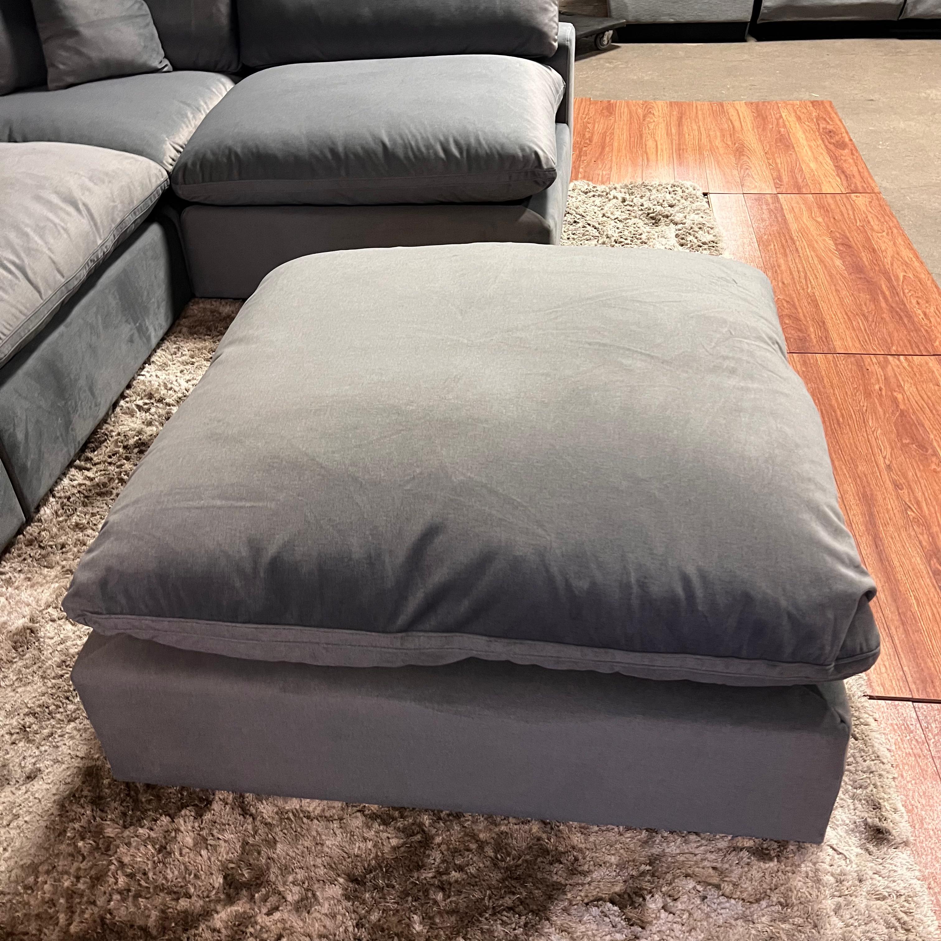 Bnib CasaBella Haylee cloud sectional. Modular L shaped sofa couch