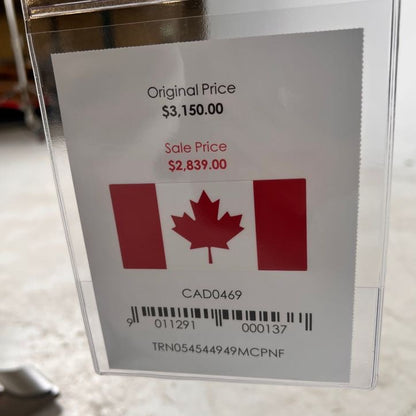 New Canadel brand new dinning table. Solid wood table