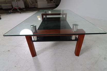 Tempered glass coffee table. Rectangular table.
