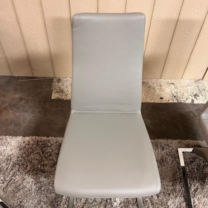 Rolf Benz 7800 chair. Genuine leather.