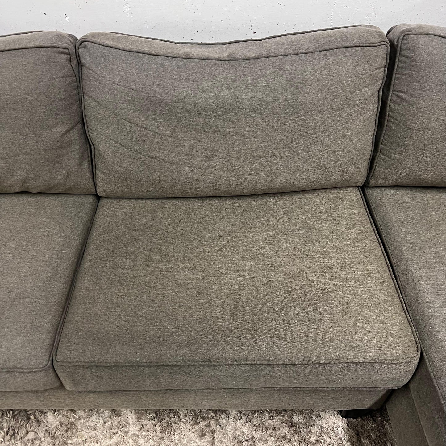 Stylus custom made sectional
