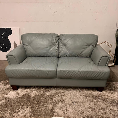 Chateau D'ax leather Sofa and loveseat set.