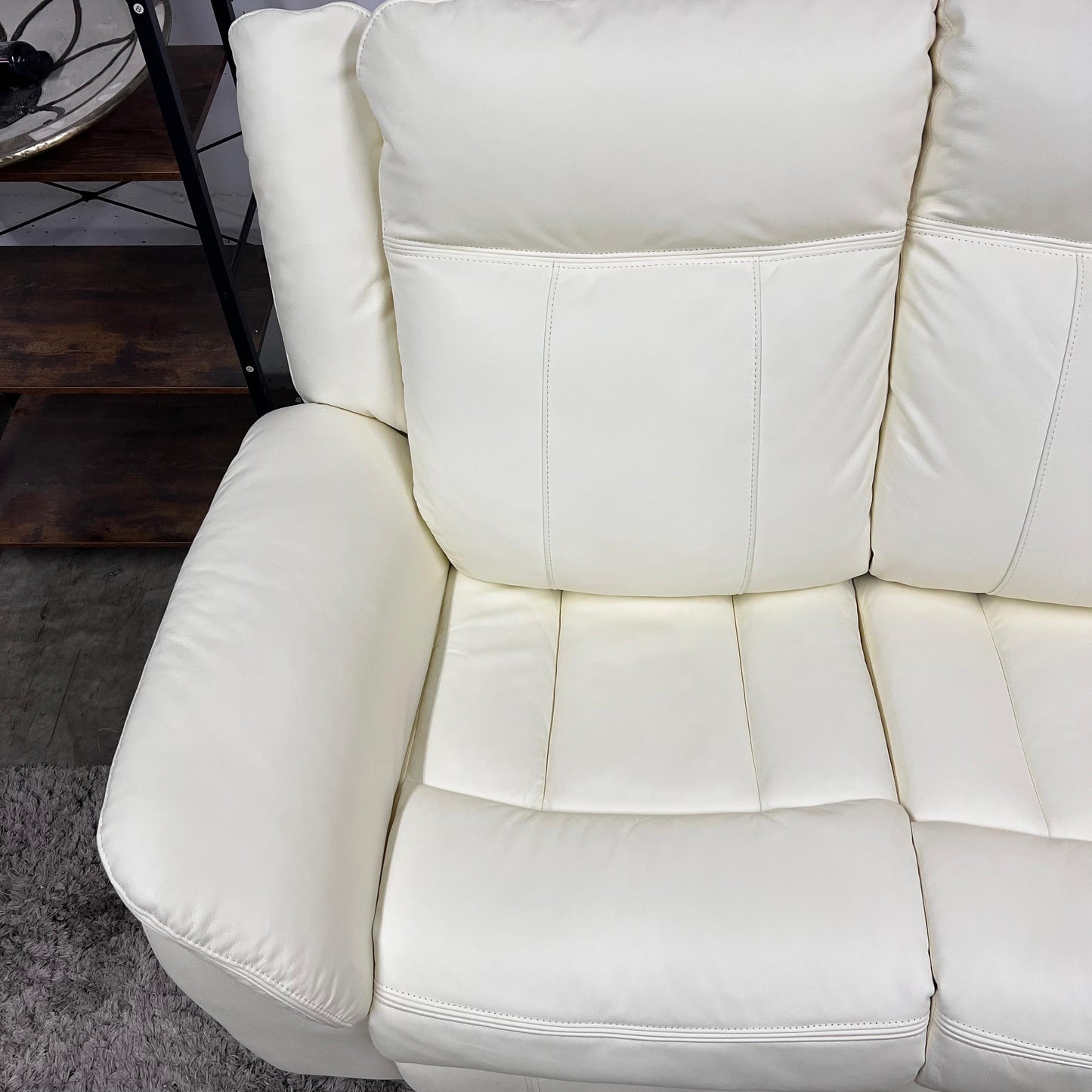 3 piece reclining sofa set. Couch loveseat and chair recliners.