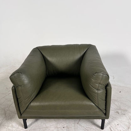 Stylus avery single chair. Genuine leather armchair