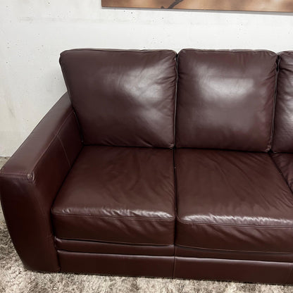 Campio furniture 3+2 Sofa and loveseat set.