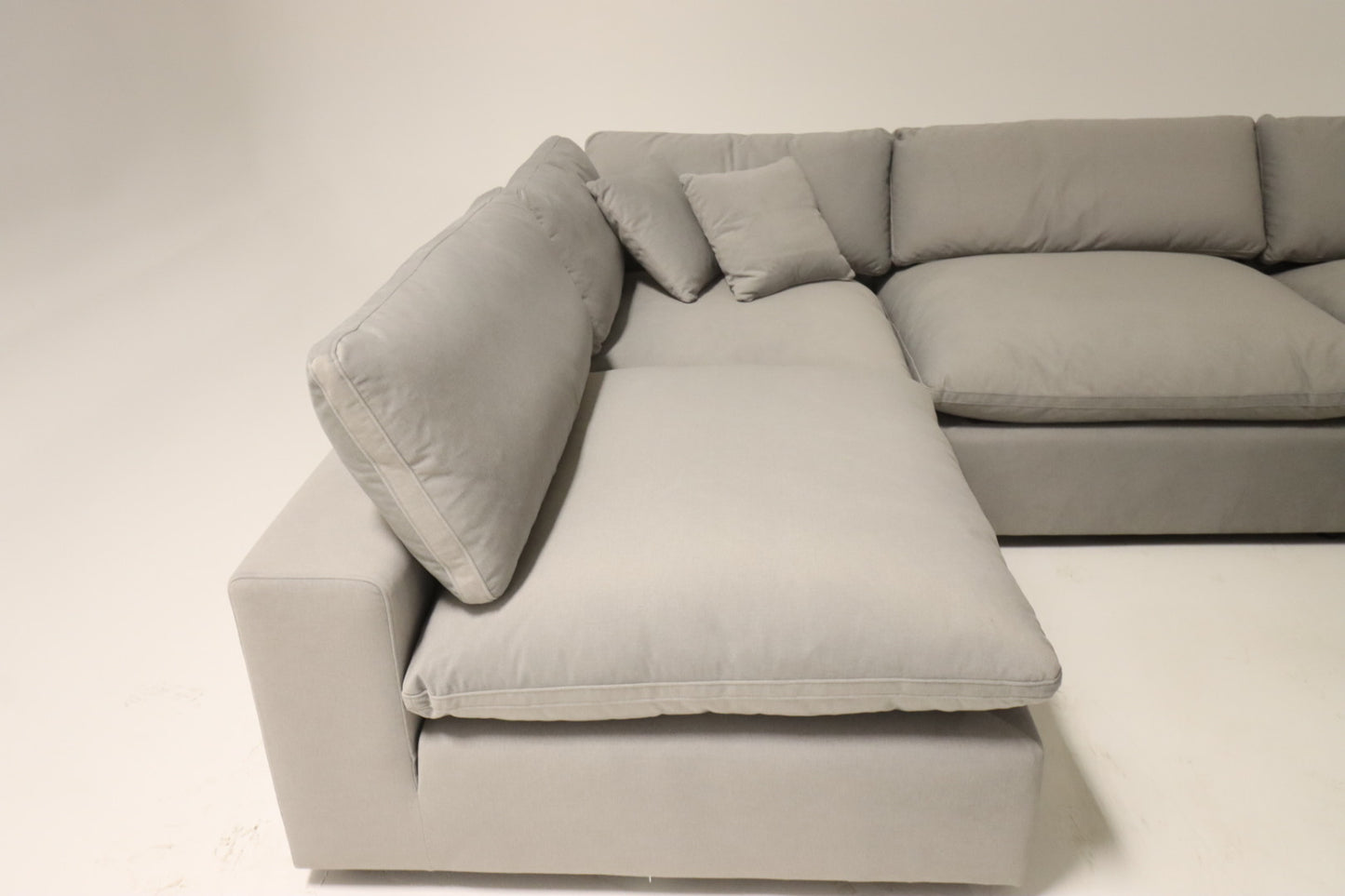 Bnib 5 piece Cloud sectional. Modular down filled sofa couch