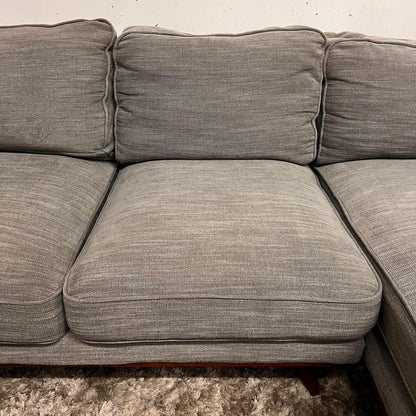 Q living 2 piece Sectional.