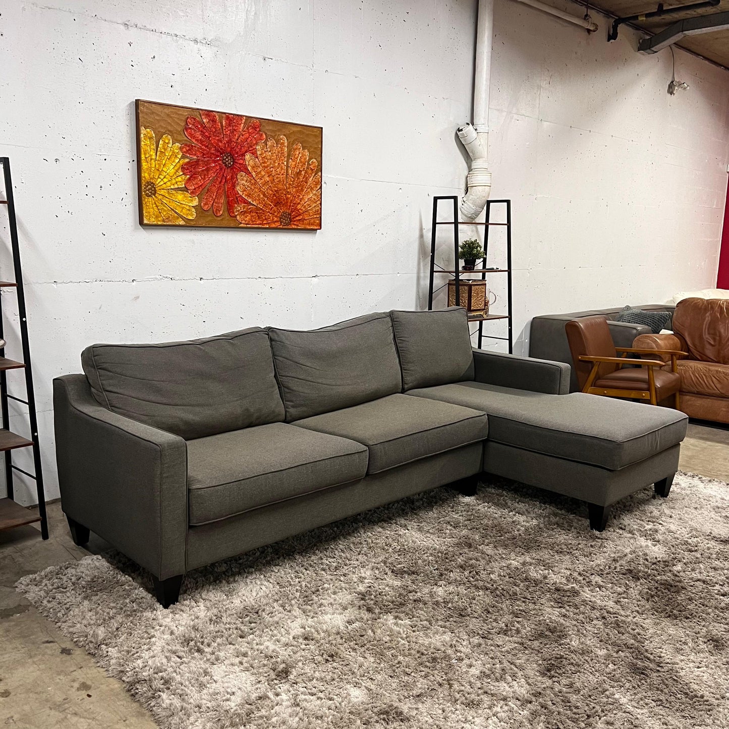 Stylus custom made sectional