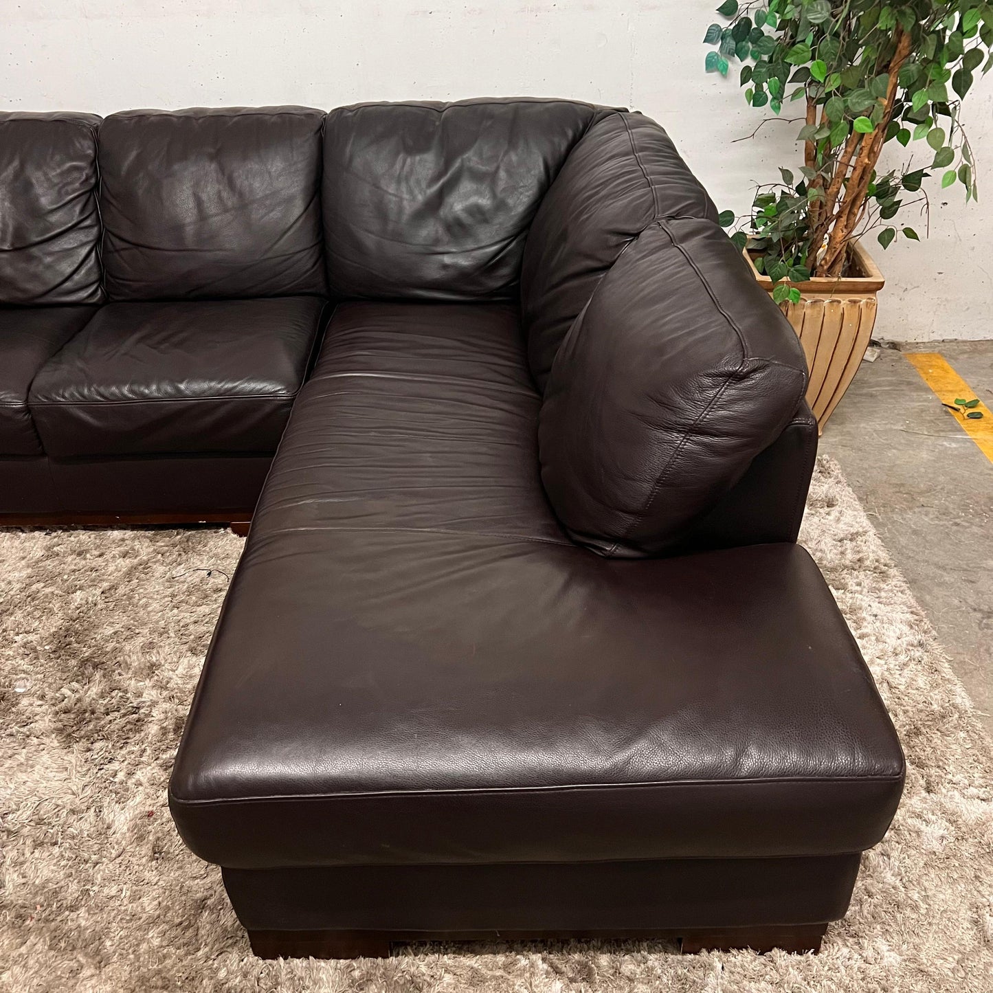 Jag's Furniture genuine leather sectional