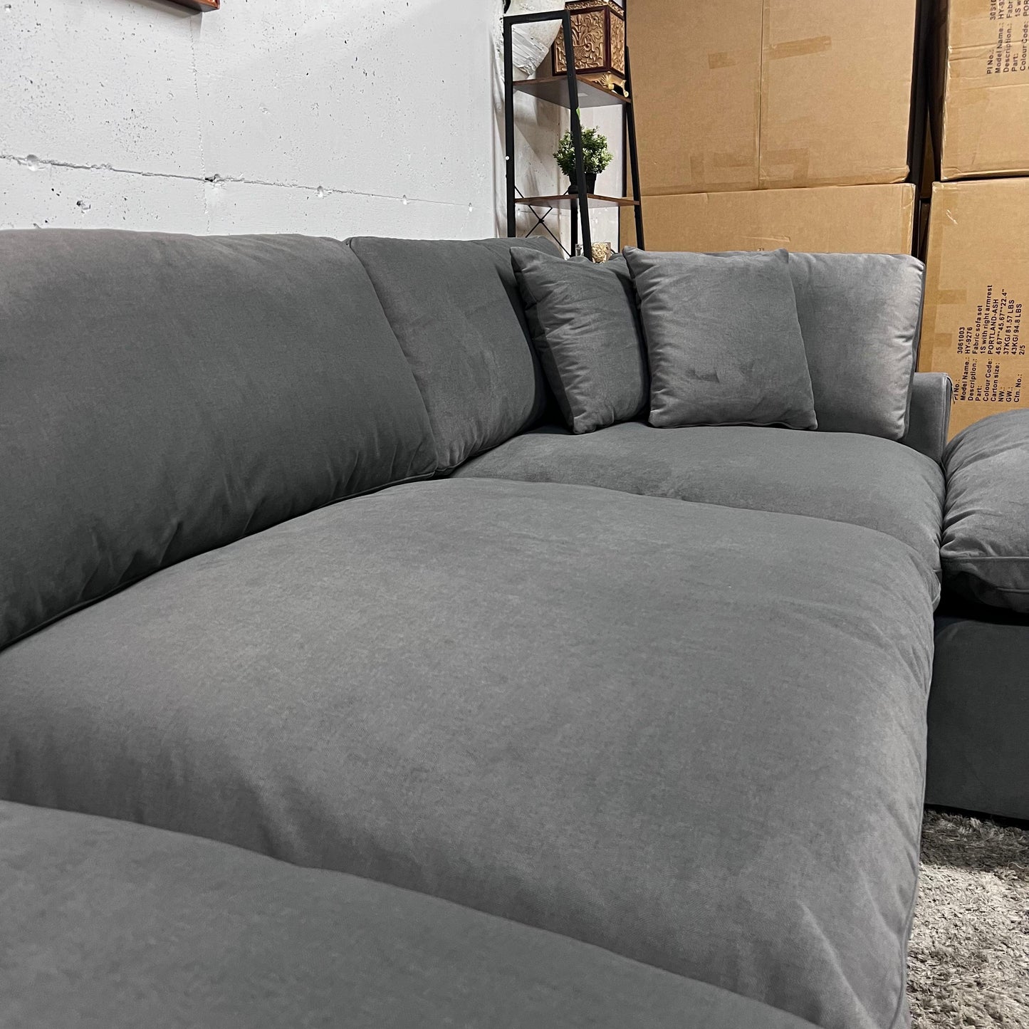 CasaBella Haylee Cloud modular sectional