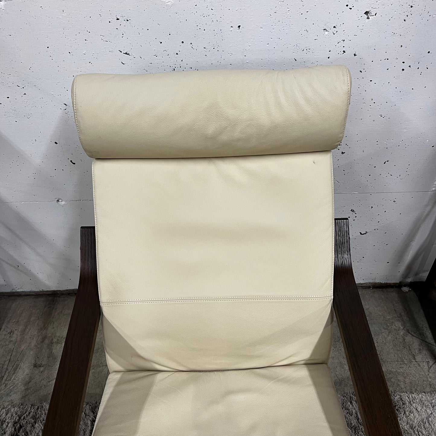 Single chair. Accent chair