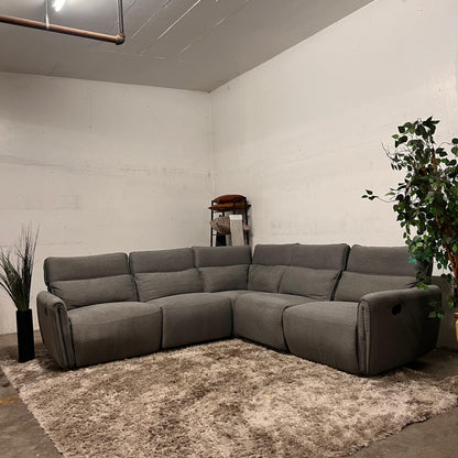 Reclining corner sectional.