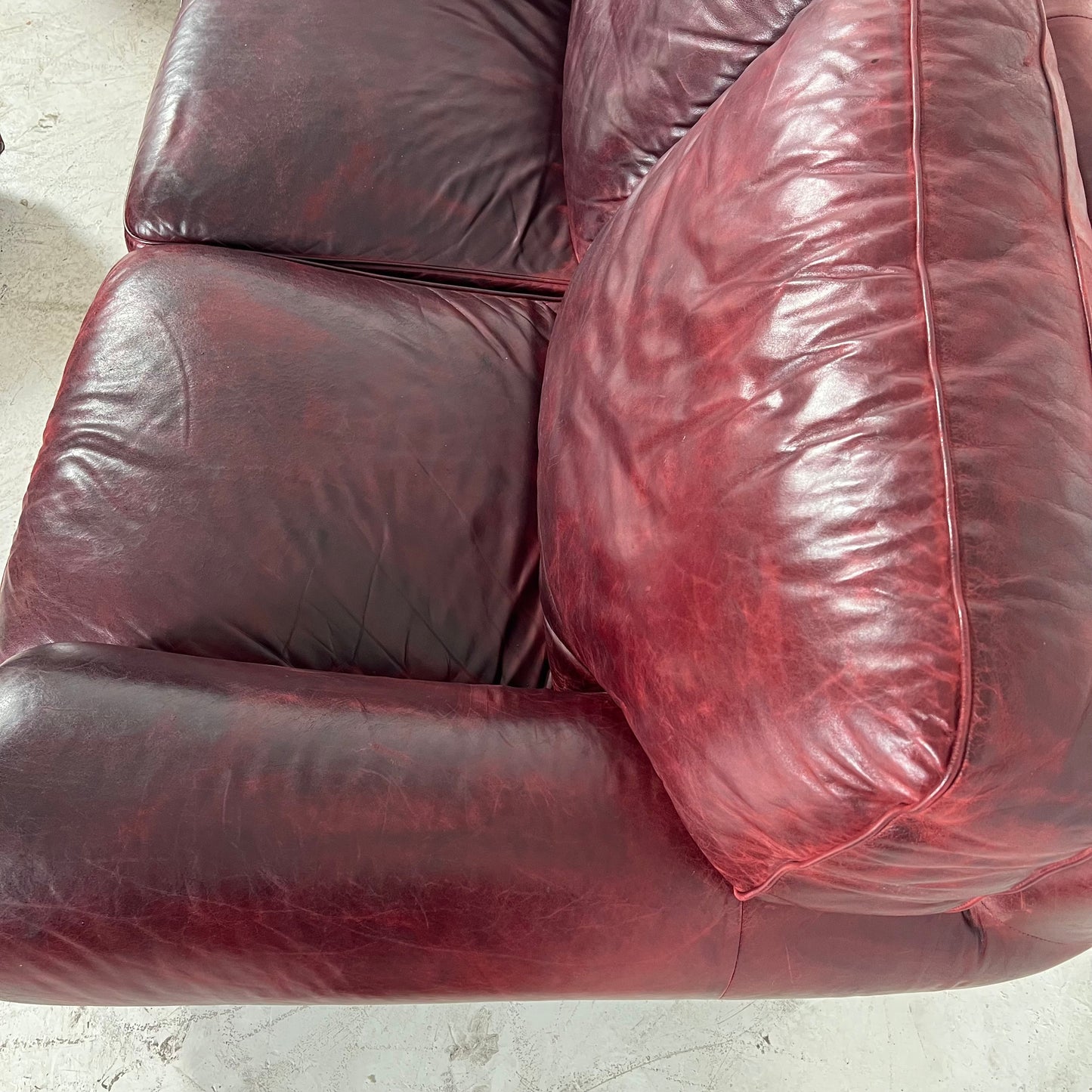 Natuzzi distressed sofa set. Loveseat + single seater