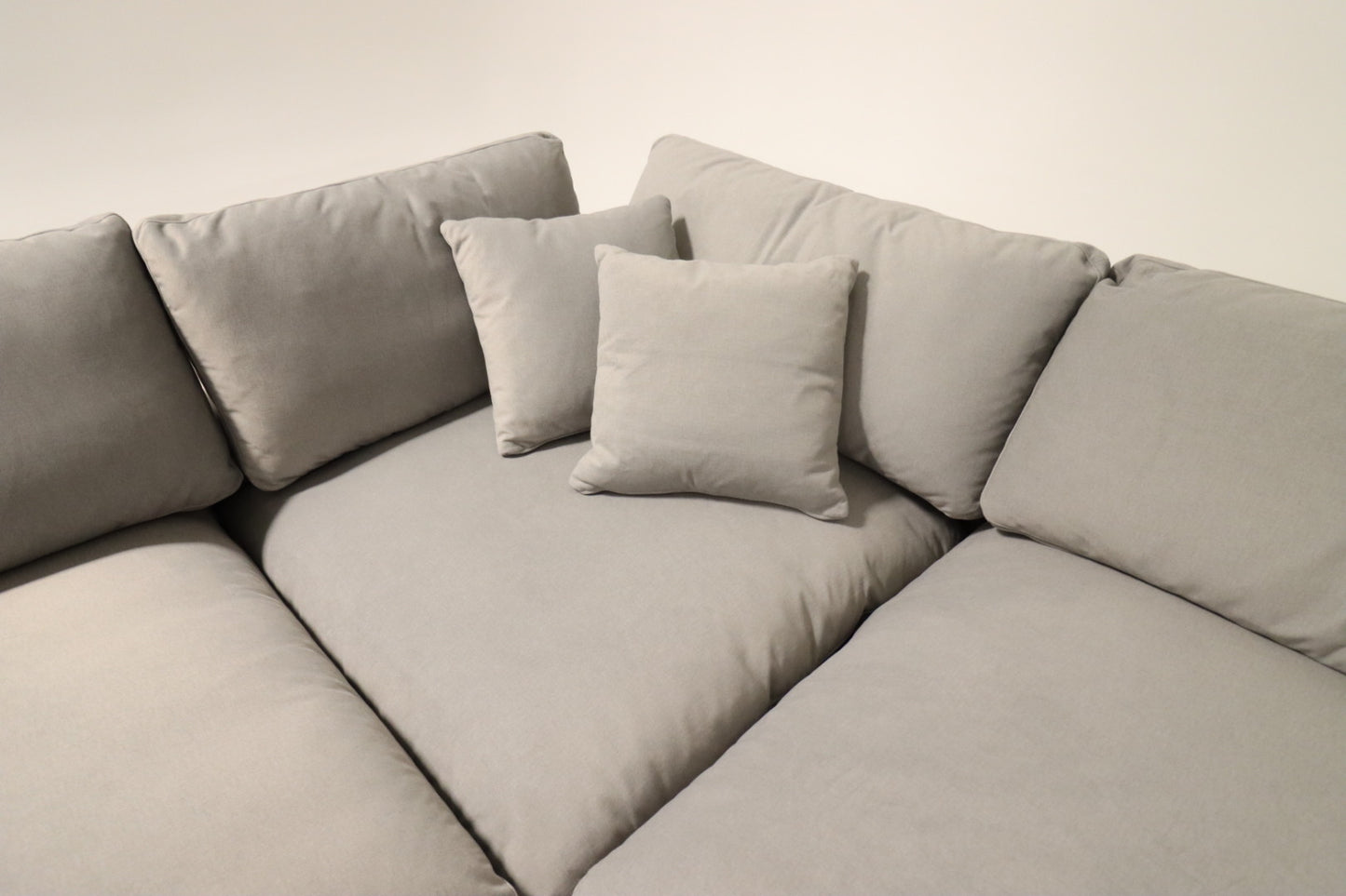 Bnib 5 piece Cloud sectional. Modular down filled sofa couch