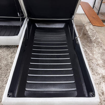 King living delta sectional with accessories