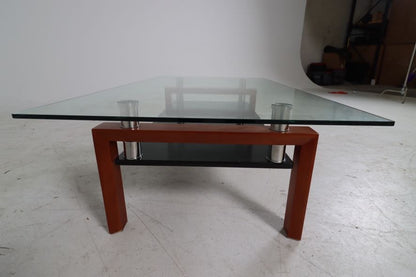 Tempered glass coffee table. Rectangular table.