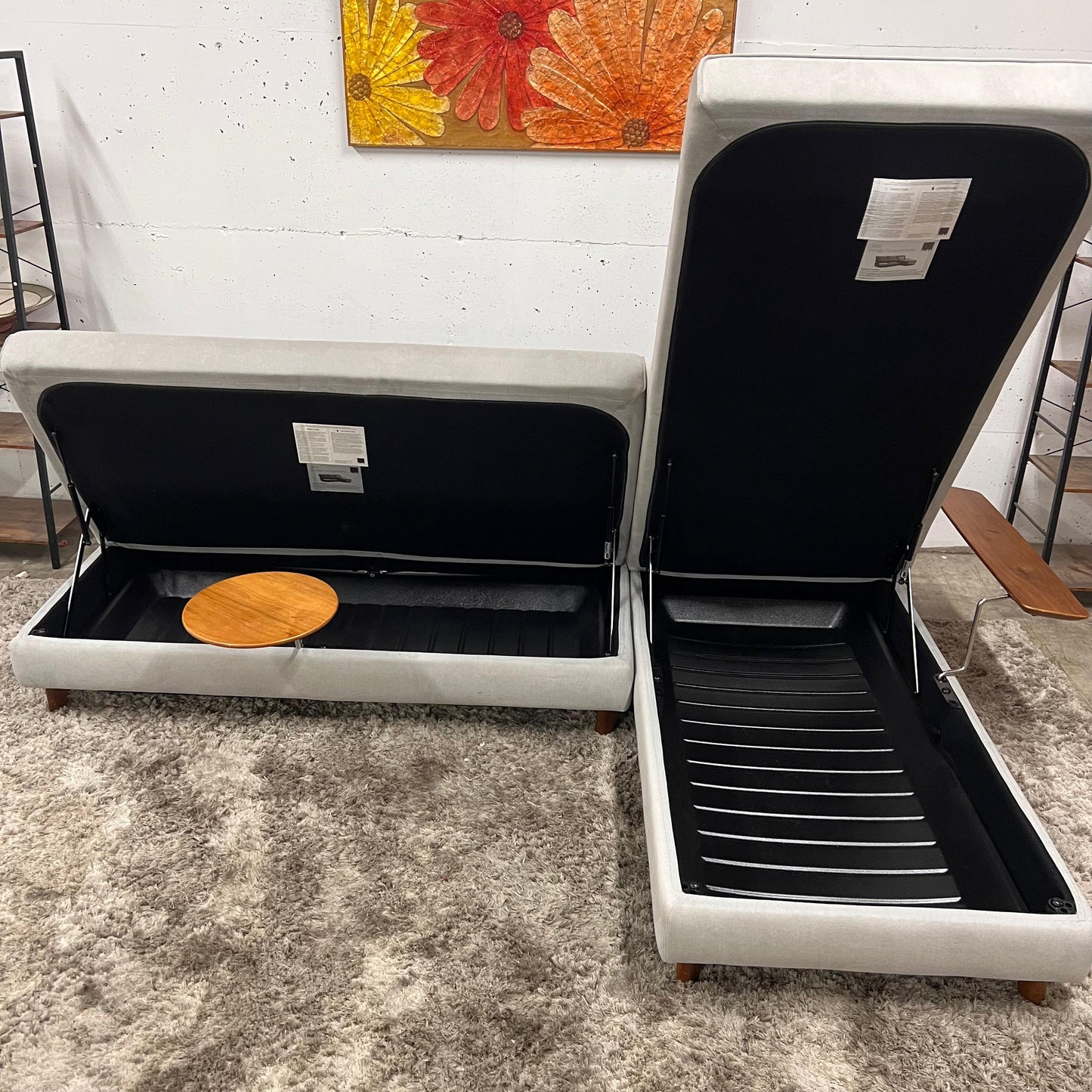 King living delta sectional with accessories