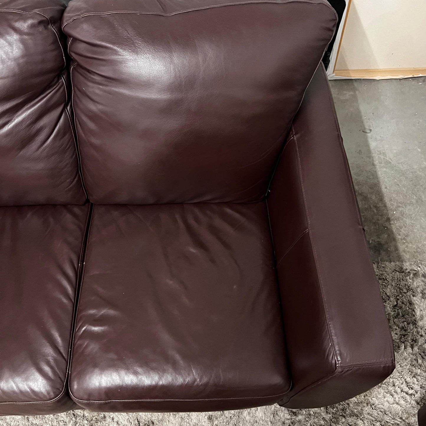 Campio furniture 3+2 Sofa and loveseat set.