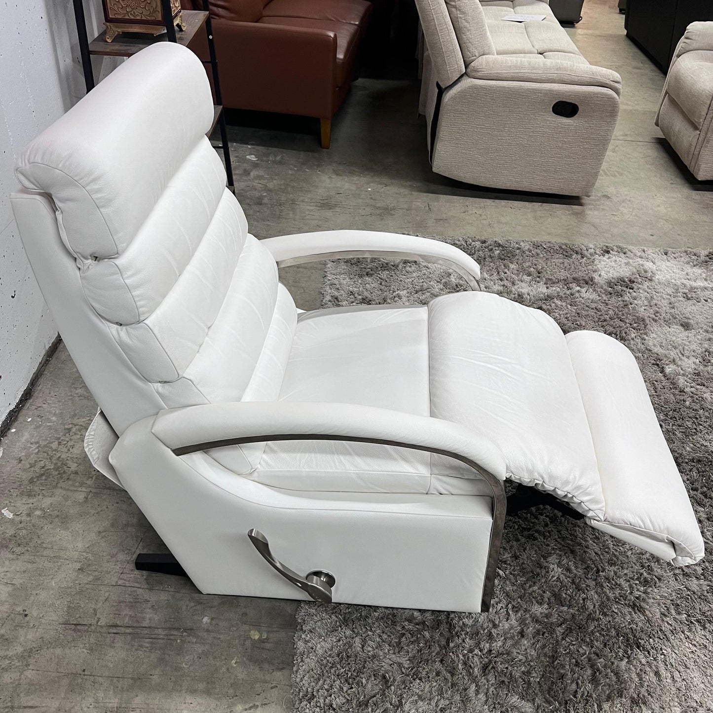 La z boy genuine recliner. White leather reclining chair.