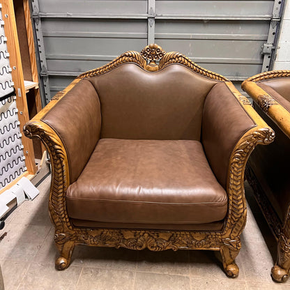 Very wide leather sofa set. 3+2+1