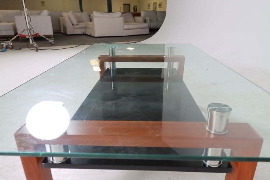 Tempered glass coffee table. Rectangular table.
